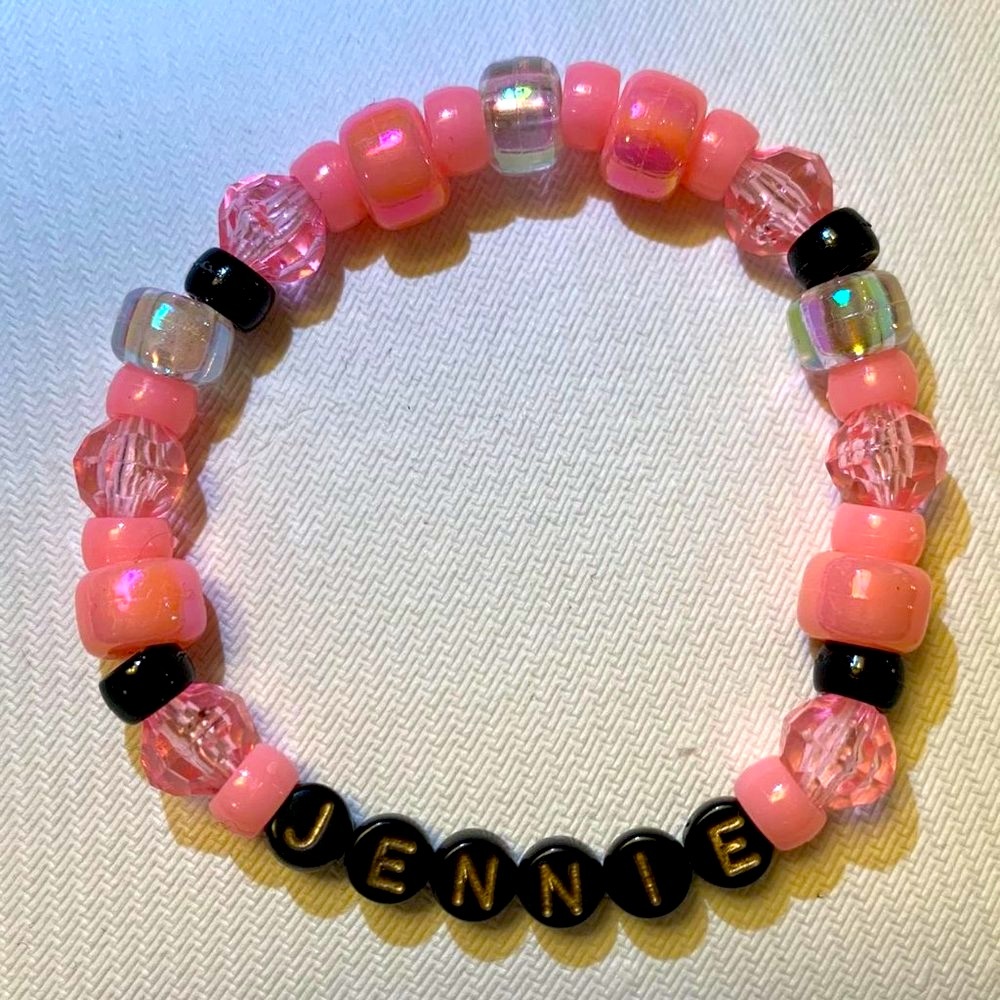 JENNIE - BLACKPINK beaded bracelet